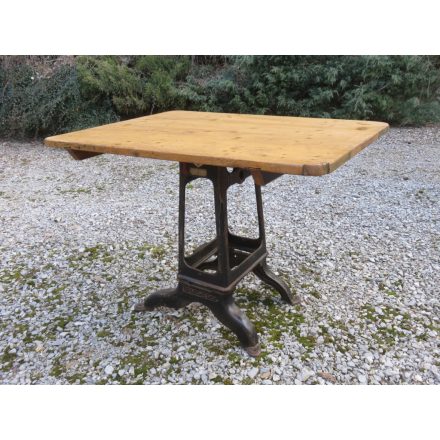 Antique Iron Leg Table