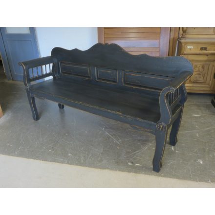 Antique Pine Bench (black)