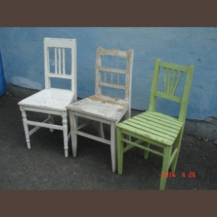 Country pine chairs /original paint finished product