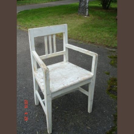 Country pine armchair /original paint finished product