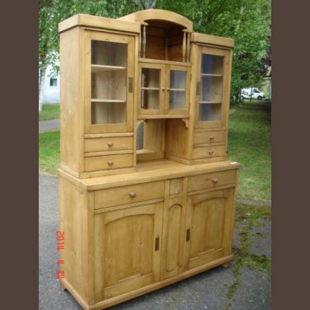 Country pine kitchen cabinet /original wax finished product