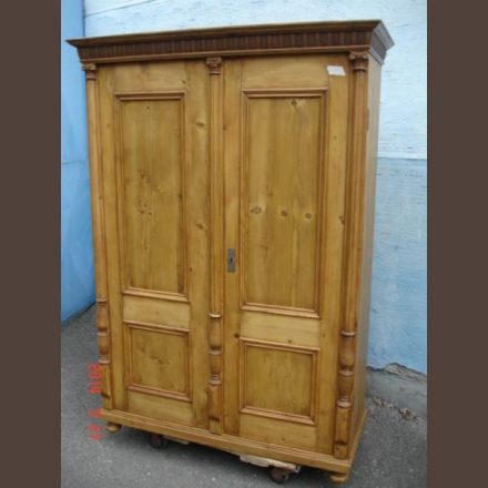 Country pine 2-door armoire /original wax finished product