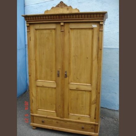 Country pine 2-door armoire /original wax finished product