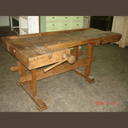 Carpenter's bench /original, waxfinished condition