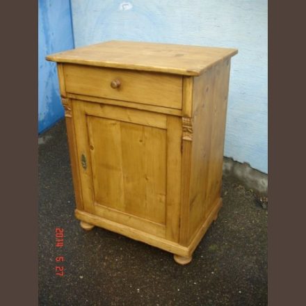 Country pine base cabinet /original item, wax finished product