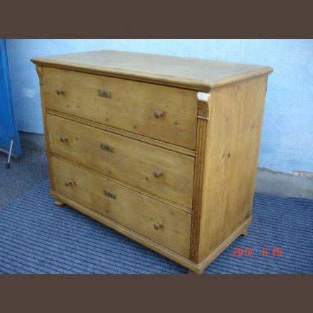 Country pine 3-drawer chest / original item, waxfinished condition